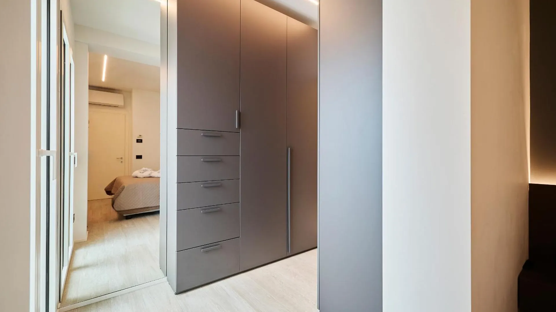 Luxury Home Ceccarini - Lungomare Con Parcheggio Privato Riccione Italy